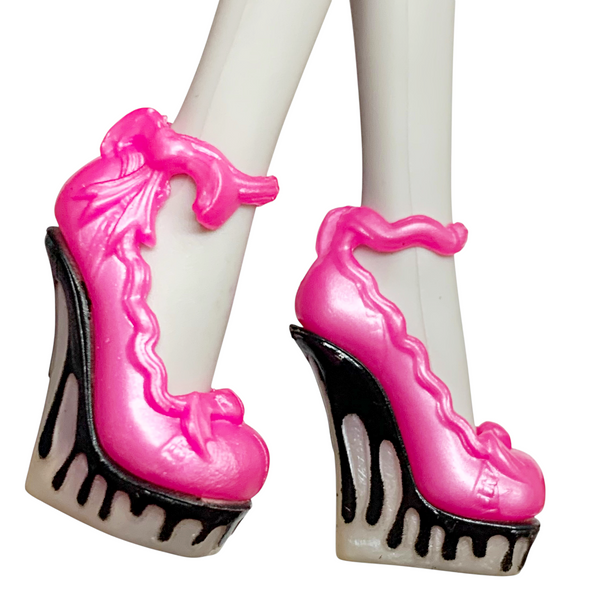 Monster High Draculaura Sweet 1600 Doll Walmart Variant Replacement Pink Shoes