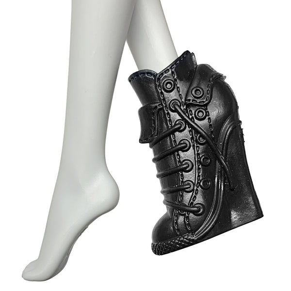 Monster High I Heart Love Fashion Abbey Bominable Doll Replacement Right Black Shoe