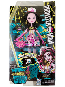 Monster High® Shriek Wrecked™ Shriekwrecked Nautical Ghouls™ Draculaura® Doll (DTV90)