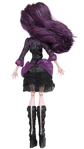 Monster High Elissabat Frights Camera Action Doll Wearing Outfit