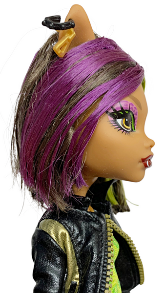 Monster High Clawdeen Wolf Scaremester Doll Wearing Outfit