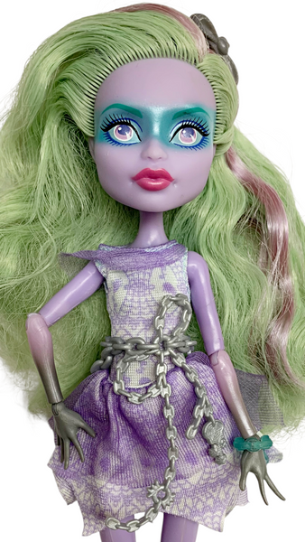 Monster High Twyla Boogeyman Haunted Doll Wearing Outfit
