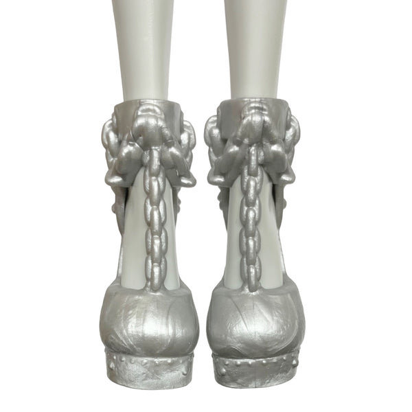 Monster High Spectra Vondergeist Picture Day Doll Replacement Pair Of Silver Shoes