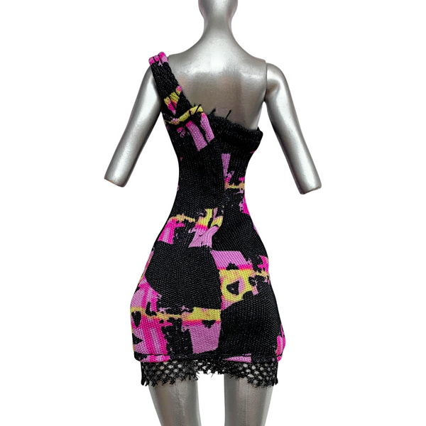 Monster High Venus Mcflytrap Doll Music Festival Outfit Replacement Black & Pink Dress