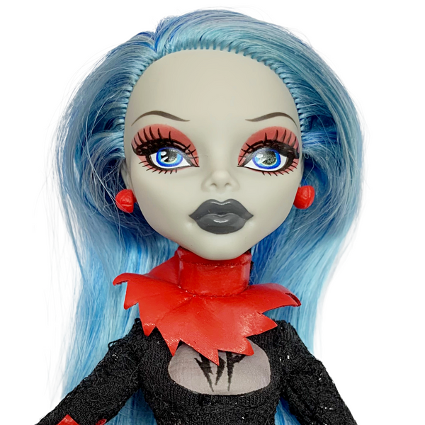 Monster High Ghoulia Yelps Custom Deadfast Doll Set With Accessories