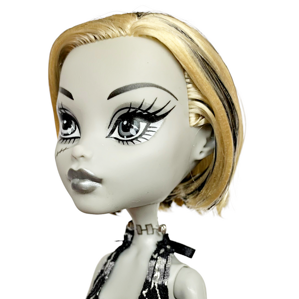 モンスターハイ Skull Shores 白黒フランキースタイン Monster High モンスターハイ Skull Shores 白黒フランキースタイン Monster High