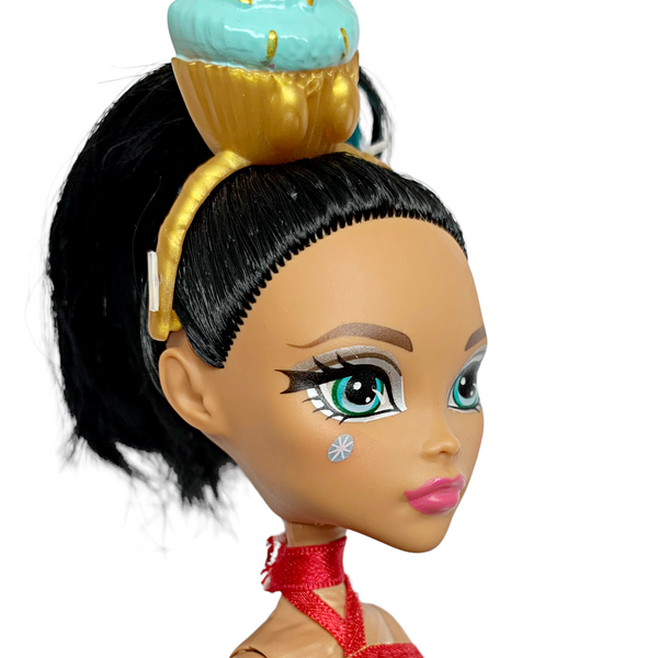 Monster High Cleo De Nile Sweet Treats Dessert Doll With Outfit