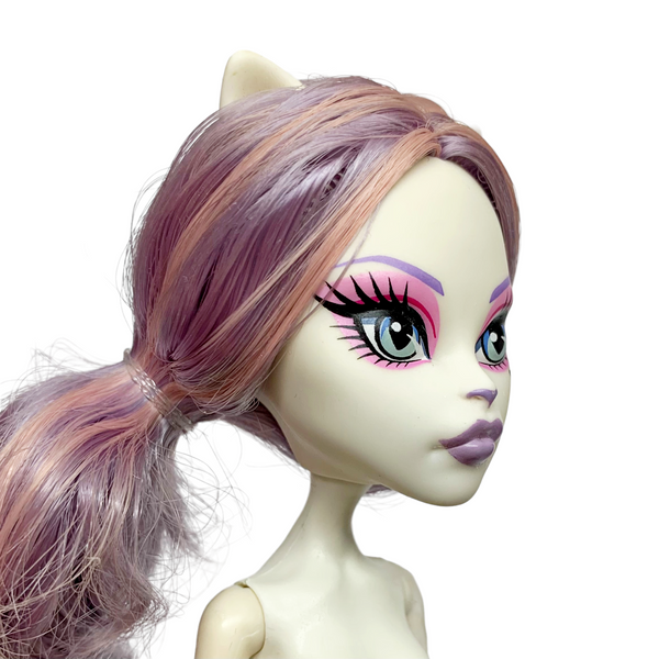 Monster High Replacement Catrine DeMew Ghoul Chat Doll Head With Body