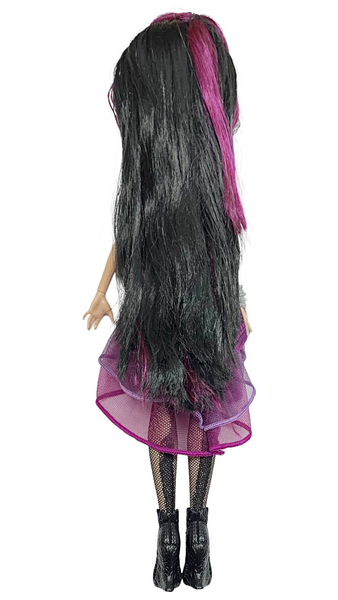 Ever After High First Chapter 1st Raven Queen Doll With Outfit