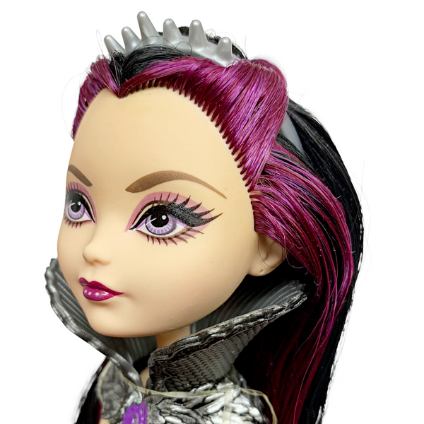 Ever After High First Chapter 1st Raven Queen Doll With Outfit