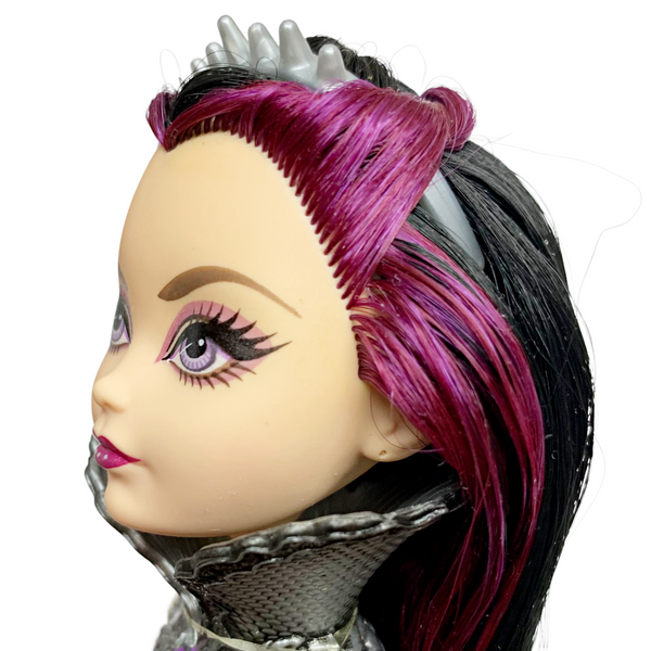 Ever After High First Chapter 1st Raven Queen Doll With Outfit