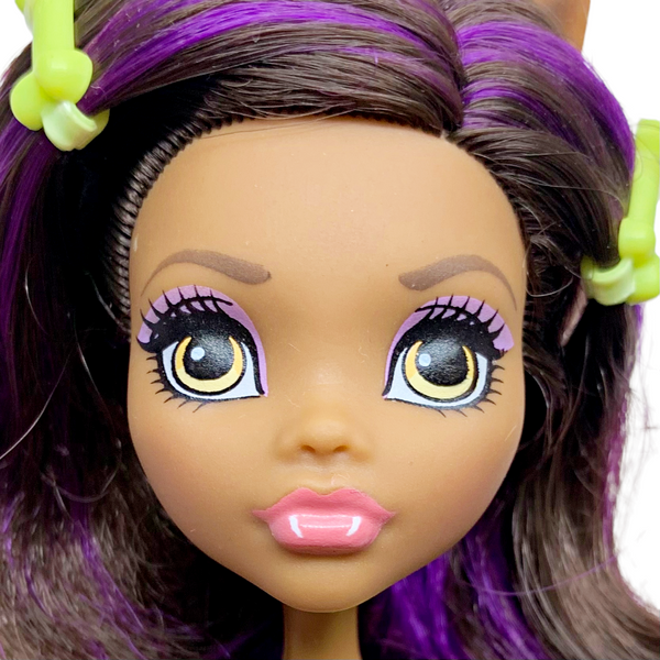 Monster High Monster Family Of Clawdeen Wolf Doll With Original Pajamas Outfit