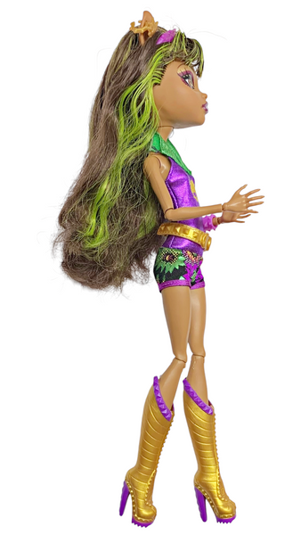 Monster High Target Exclusive Power Ghouls Clawdeen Wonder Wolf Doll With Outfit