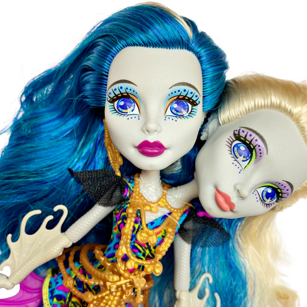 Monster High Great Scarrier Reef Peri & Pearl Serpentine Daughters Of Hydra Doll Set