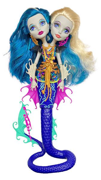 Monster High Great Scarrier Reef Peri & Pearl Serpentine Daughters Of Hydra Doll Set