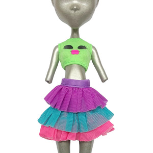 Bratz Music Festival Vibes Jade Doll Outfit Replacement Green Alien Shirt & Colorful Skirt Set