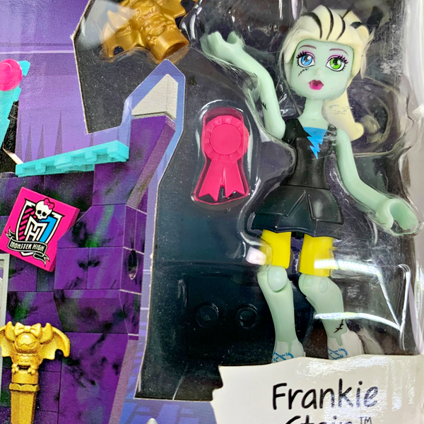 Monster High Mega Bloks Frankie Stein Physical Deaducation 137 Piece Set