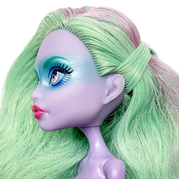 Monster High Replacement Haunted Twyla Boogeyman Doll Head With Body