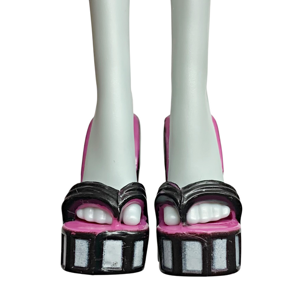 Monster High Lagoona Blue 1st Wave Original Doll Replacement Black & White Shoes