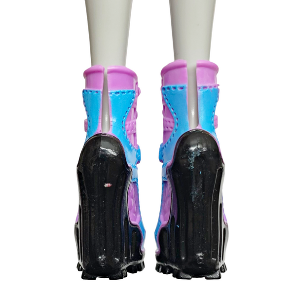 Monster High Abbey Snowboarding Club Fashion Pack Outfit Replacement Shoes Snow Boots