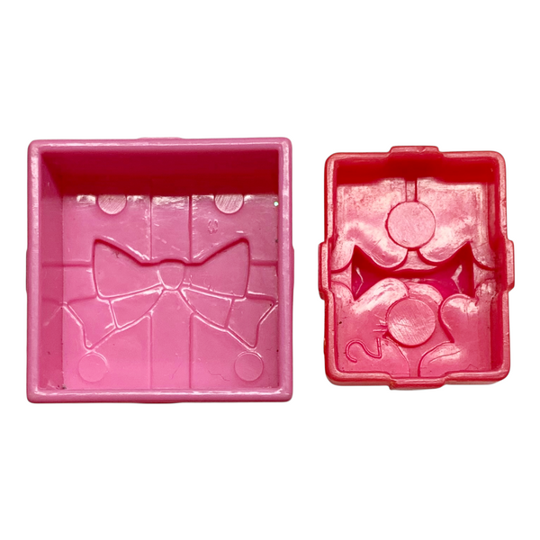 Lot Of 2x Small Pretend Pink Gift Box Tops Compatible With Barbie Size Dolls