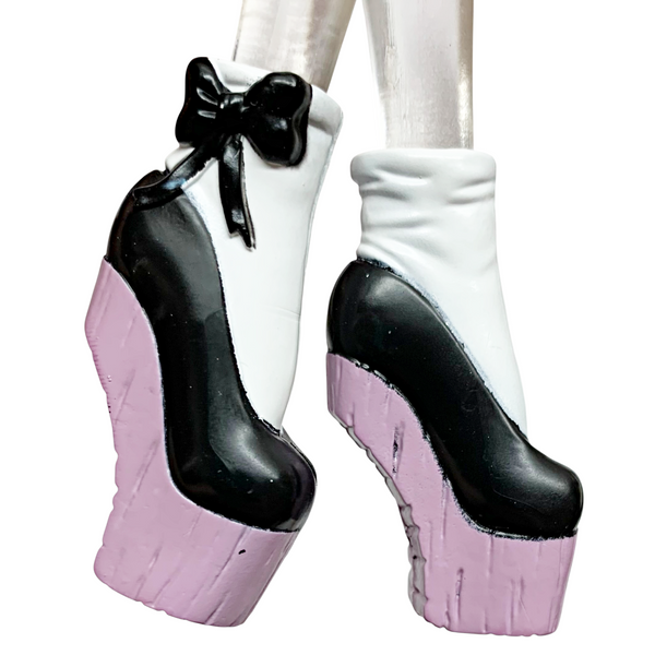 Monster High Dance Class Rochelle Goyle Doll Replacement Black & White Shoes