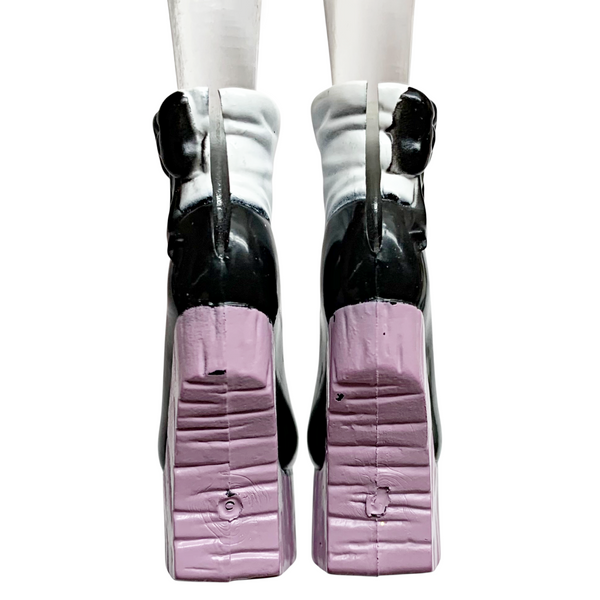 Monster High Dance Class Rochelle Goyle Doll Replacement Black & White Shoes