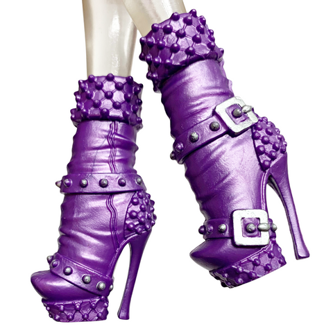 Monster High 13 Wishes Casta Fierce Doll Replacement Shoes Purple & Silver Boots