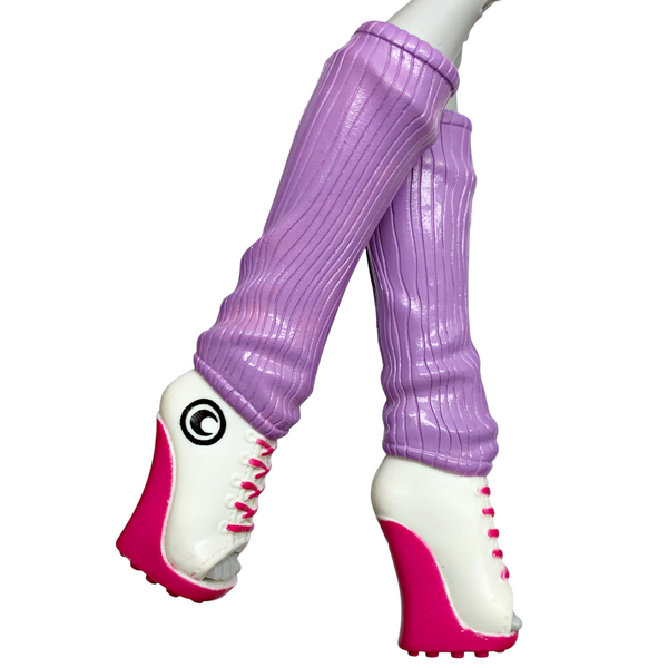 Monster High Clawdeen Wolf Scream Uniform Doll Fashion Pack Outfit Replacement Shoes Soccer Cleats