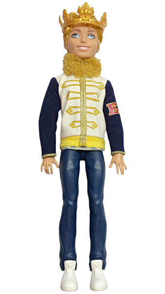 Ever After High Daring Charming Epic Winter Doll With Crown