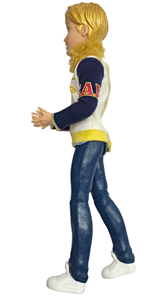 Ever After High Daring Charming Epic Winter Doll With Crown