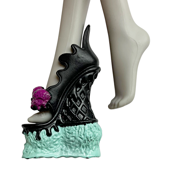 Monster High Sweet Screams Abbey Bominable Doll Replacement Right Shoe