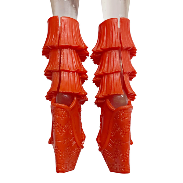 Monster High Isi Dawndancer Brand Boo Students Doll Prototype / Factory Sample Red Shoes