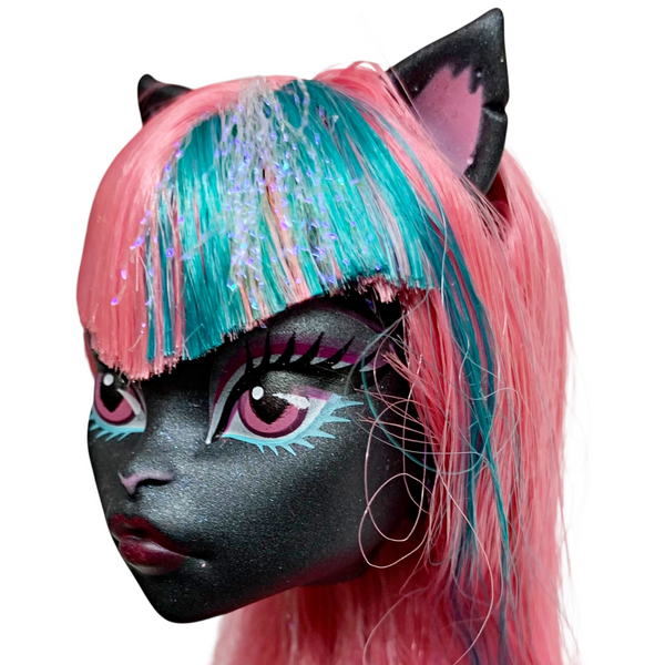 Monster High Catty Noir Boo York Schemes Doll Replacement Head Part