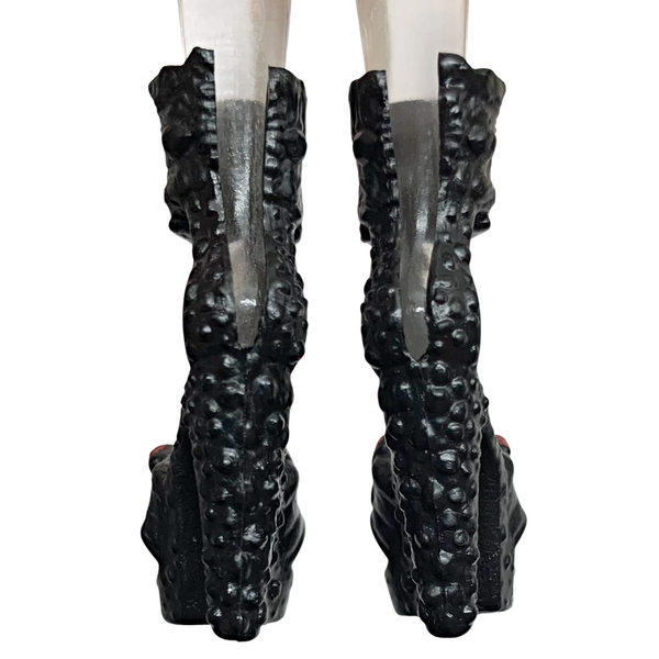 Ever After High Apple White Thronecoming Doll Replacement Black & Red Bow Shoes