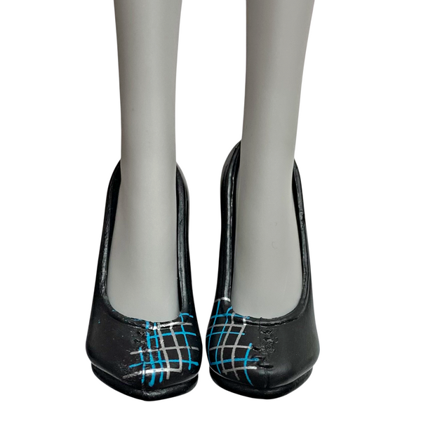 Monster High Frankie Stein School's Out Doll Black & Plaid Variant Shoes