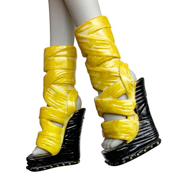 Monster High Cleo De Nile 1st Wave Original Doll Replacement Mummy Wrap Style Shoes