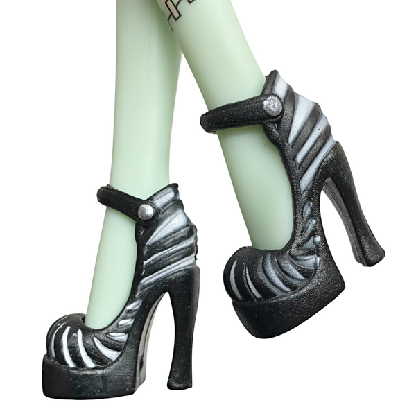 Monster High Frankie Stein Doll Replacement Signature Original Style Black & White Shoes