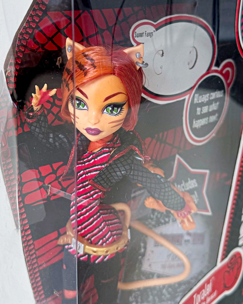 Monster High 1st Wave Original Release Toralei Stripe Doll (W9117)