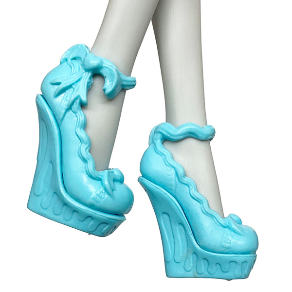 Monster High Ghoul's Beast Pet Draculaura Doll Replacement Blue Shoes