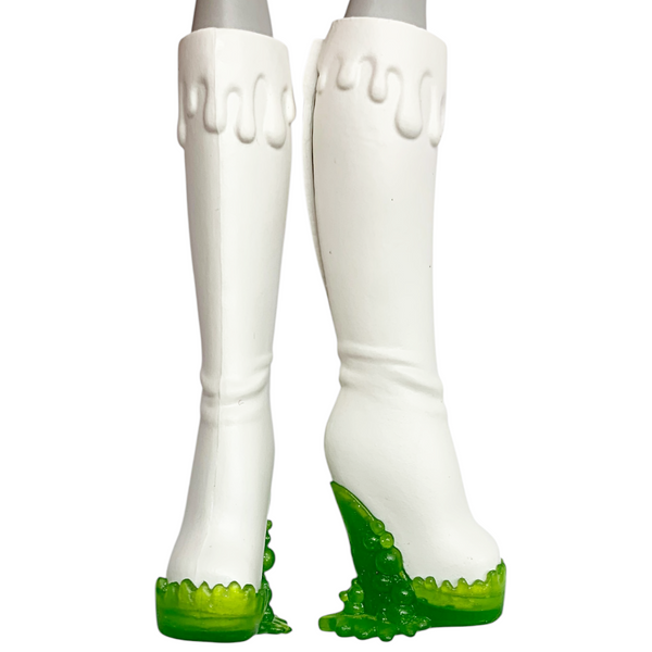 Monster High Scarah Screams Ghoul Fair Doll Outfit Replacement Shoes White Boots