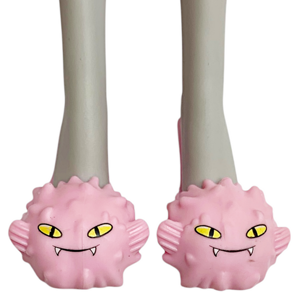 Monster High Lagoona Blue Hydration Station Doll Replacement Shoes Pink Slippers