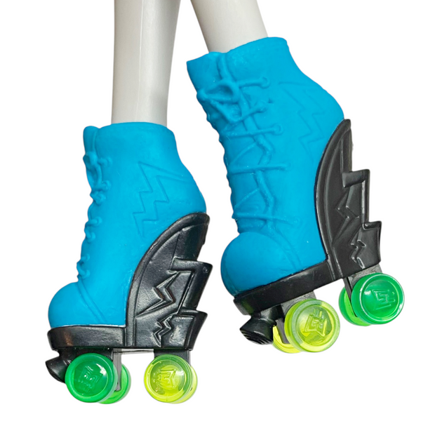 Monster High Frankie Stein Roller Maze Doll Replacement Blue Skates Shoes