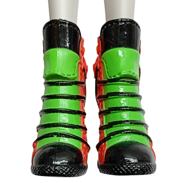 Monster High Ghoulia Yelps Comic Book Club Fashion Pack Replacement Boots Shoes