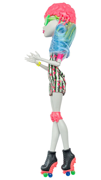 Monster High Ghoulia Yelps Roller Maze Doll With Outfit