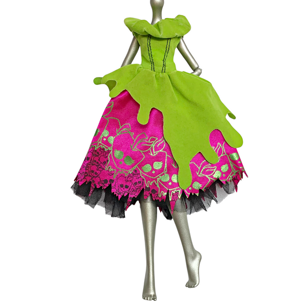 Monster High Draculaura Scary Tales Snow Bite Doll Outfit Replacement Dress
