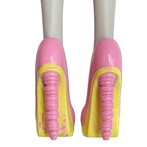 Monster High Draculaura Forbitten Love Doll Outfit Replacement Pink & Yellow Shoes