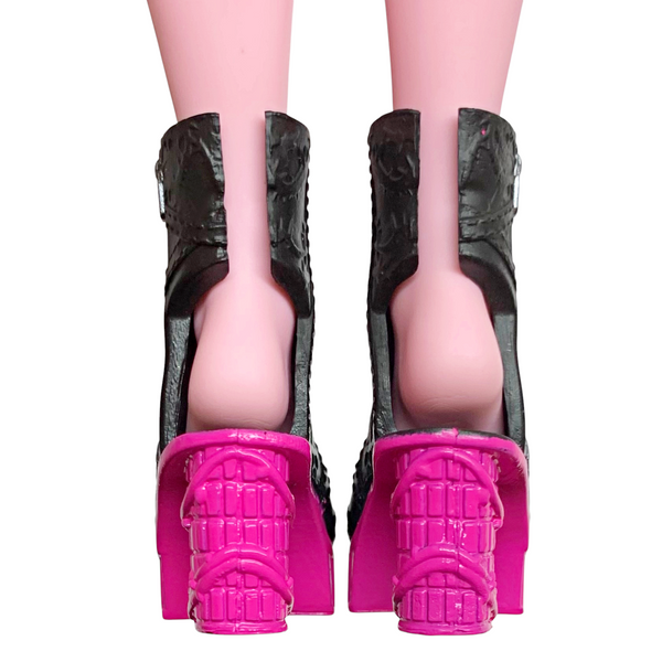 Monster High Venus McFlytrap Garden Mysteries G3 Doll Replacement Black Shoes