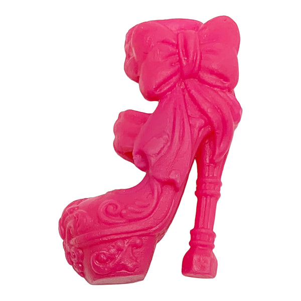 Monster High Freak Du Chic Rochelle Goyle Doll Replacement Left Pink Shoe