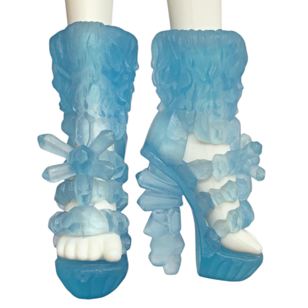 Monster High Abbey Bominable Dot Dead Gorgeous Doll Replacement Blue Ice Shoes